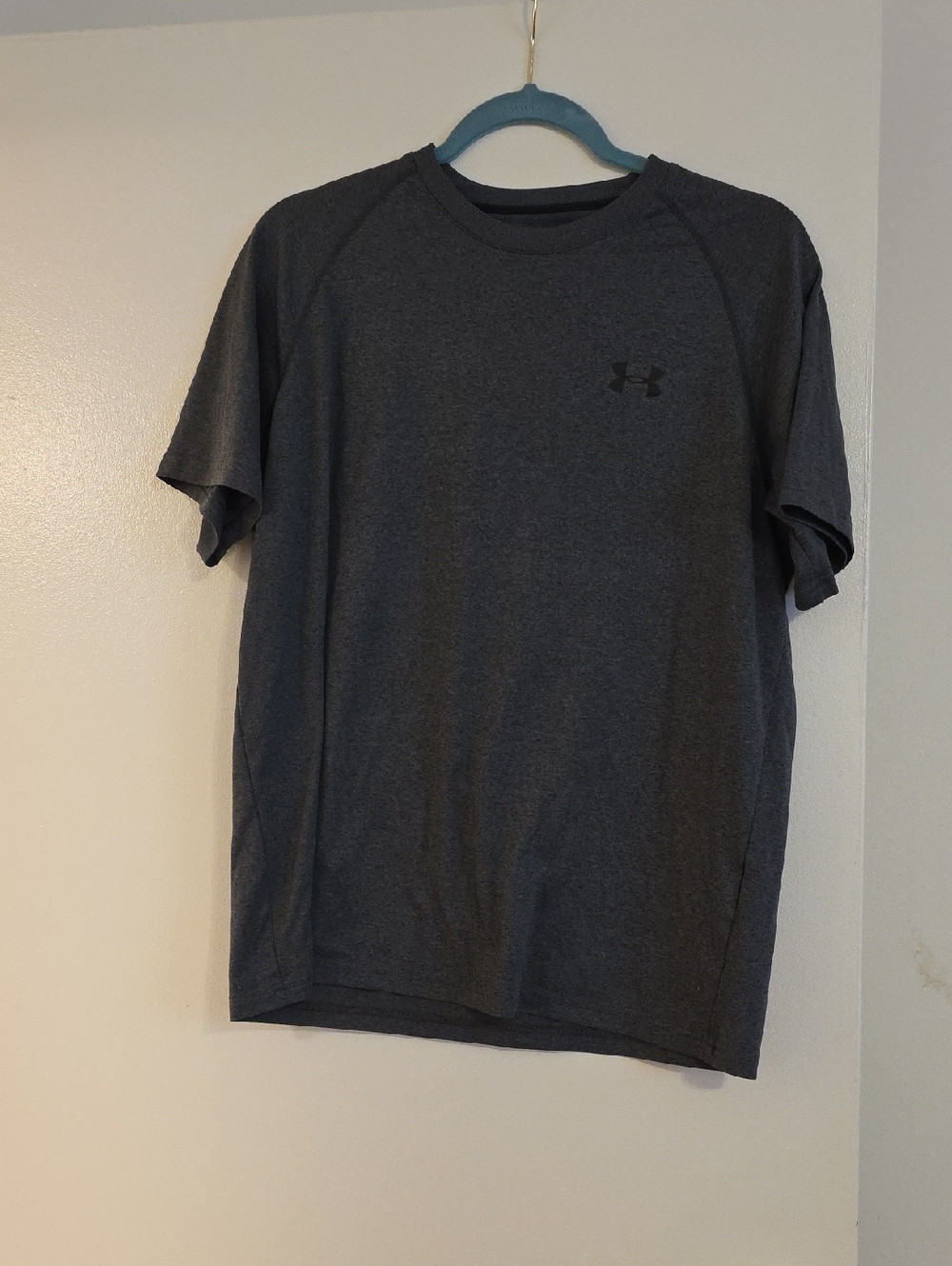 Under Armour Dark Gray Short Sleeve Athletic Tee